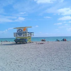 A lifegaurd stand at the beach in south Florida